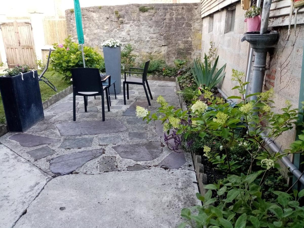 Apartament Phyloxenia Givet Zewnętrze zdjęcie